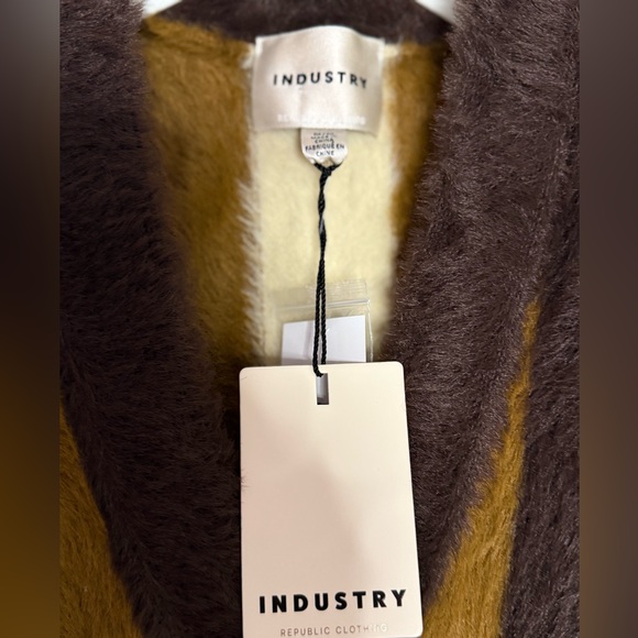 Industry Brown Striped Women's Sweater, Super Soft, New With Tags - Picture 3 of 6